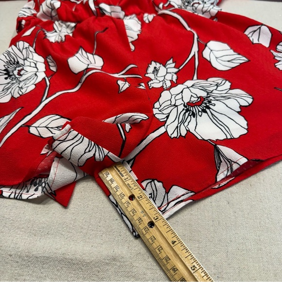 Copper Key Red & White Floral Romper - Size XS - Picture 11 of 16